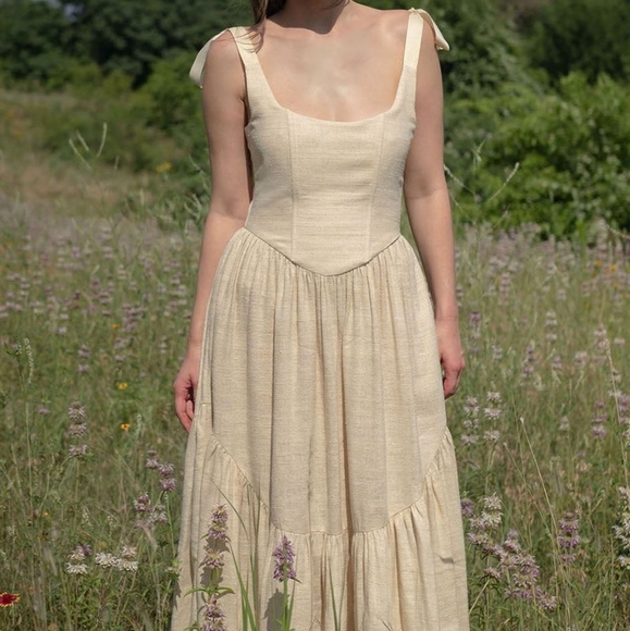 ISO Of Her Own Kind Mirabelle Dress in Wild Silk - Picture 1 of 5
